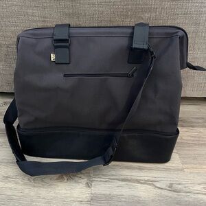 BEIS WEEKENDER BAG - NWOT
